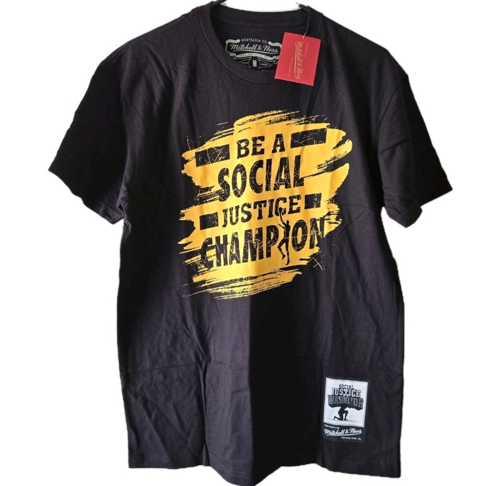 Mitchell And Ness Be A Social Justice Champion Men's T-shirt Size Medium